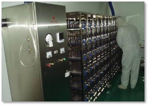 �������